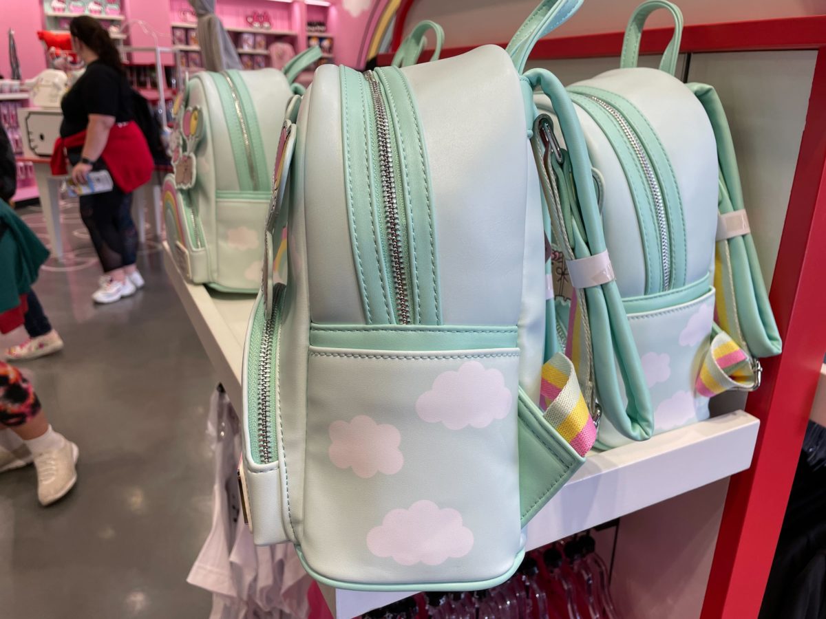 hello-kitty-pusheen-loungefly-backpack-6-8309174