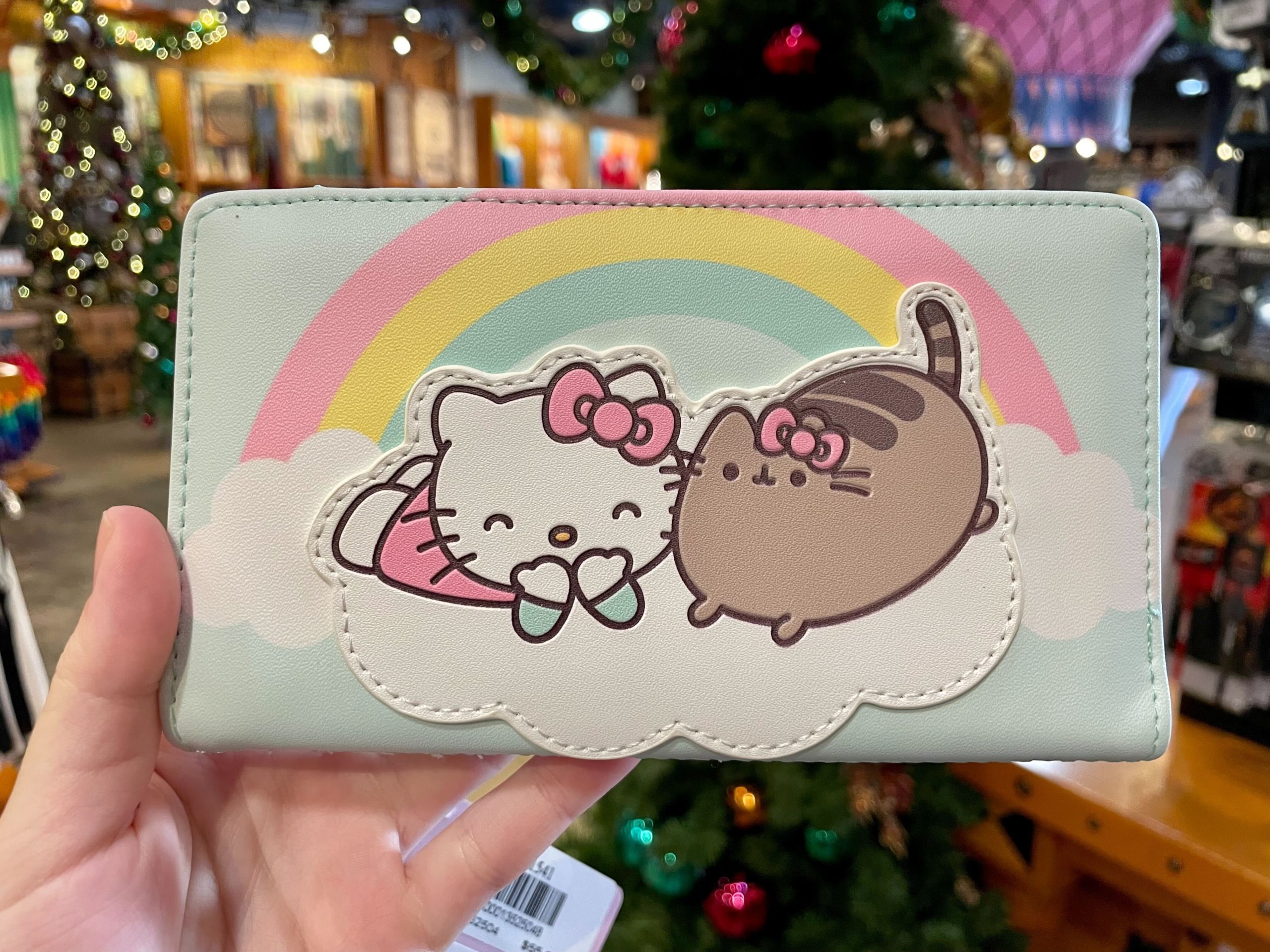 hello-kitty-wallet-1-1735940