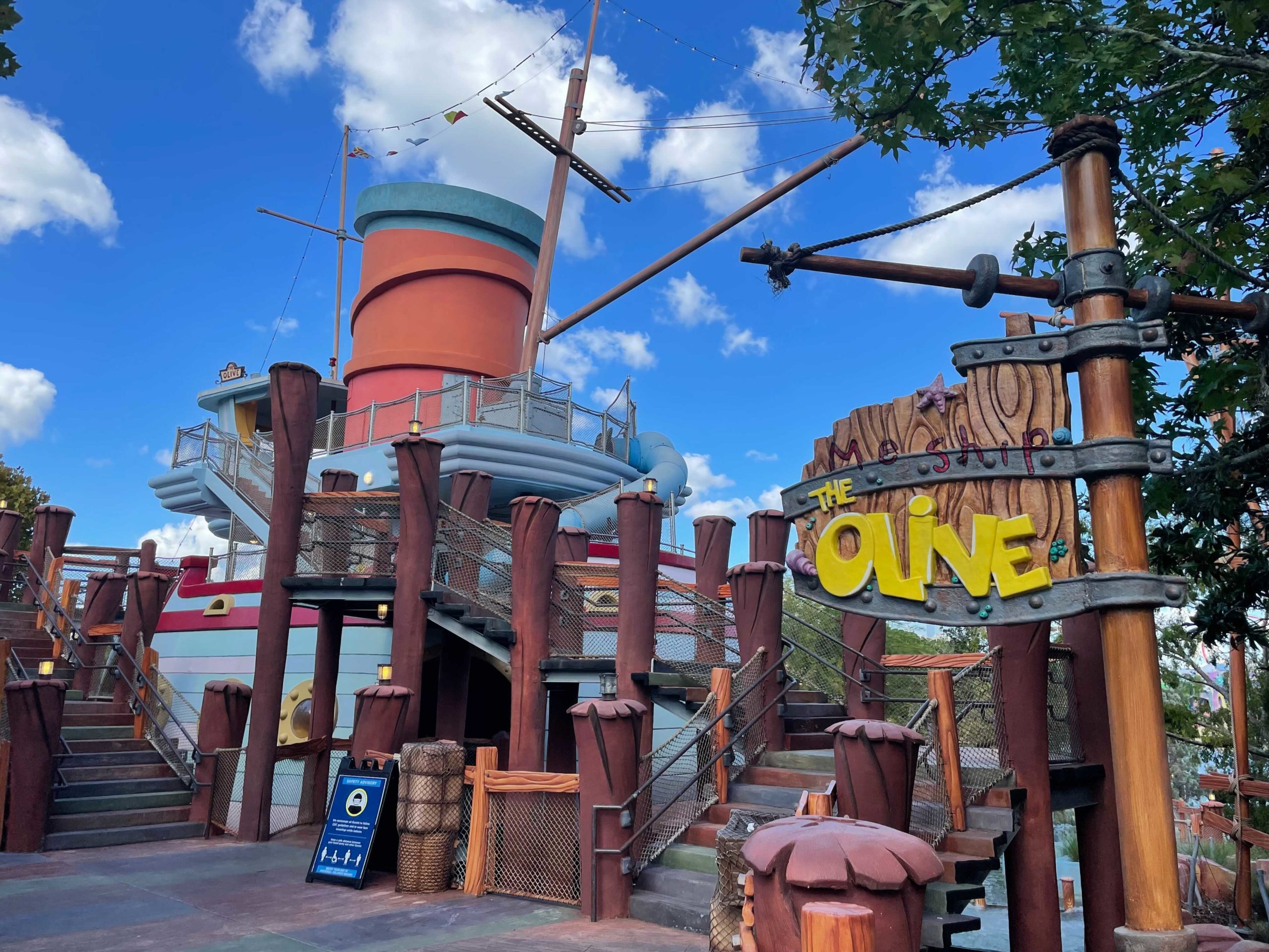 me-ship-the-olive-reopens-5-8289206