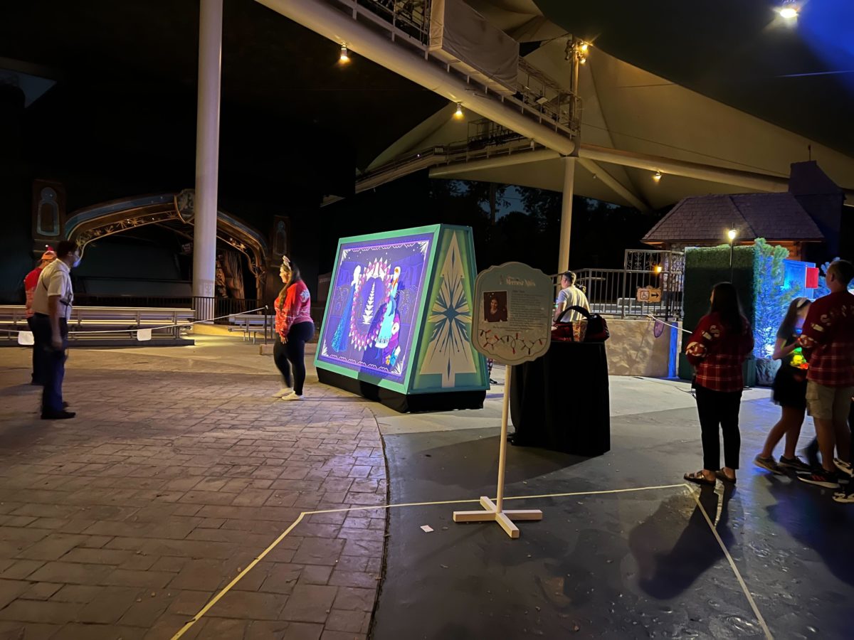merriest-nights-frozen-photo-op-1