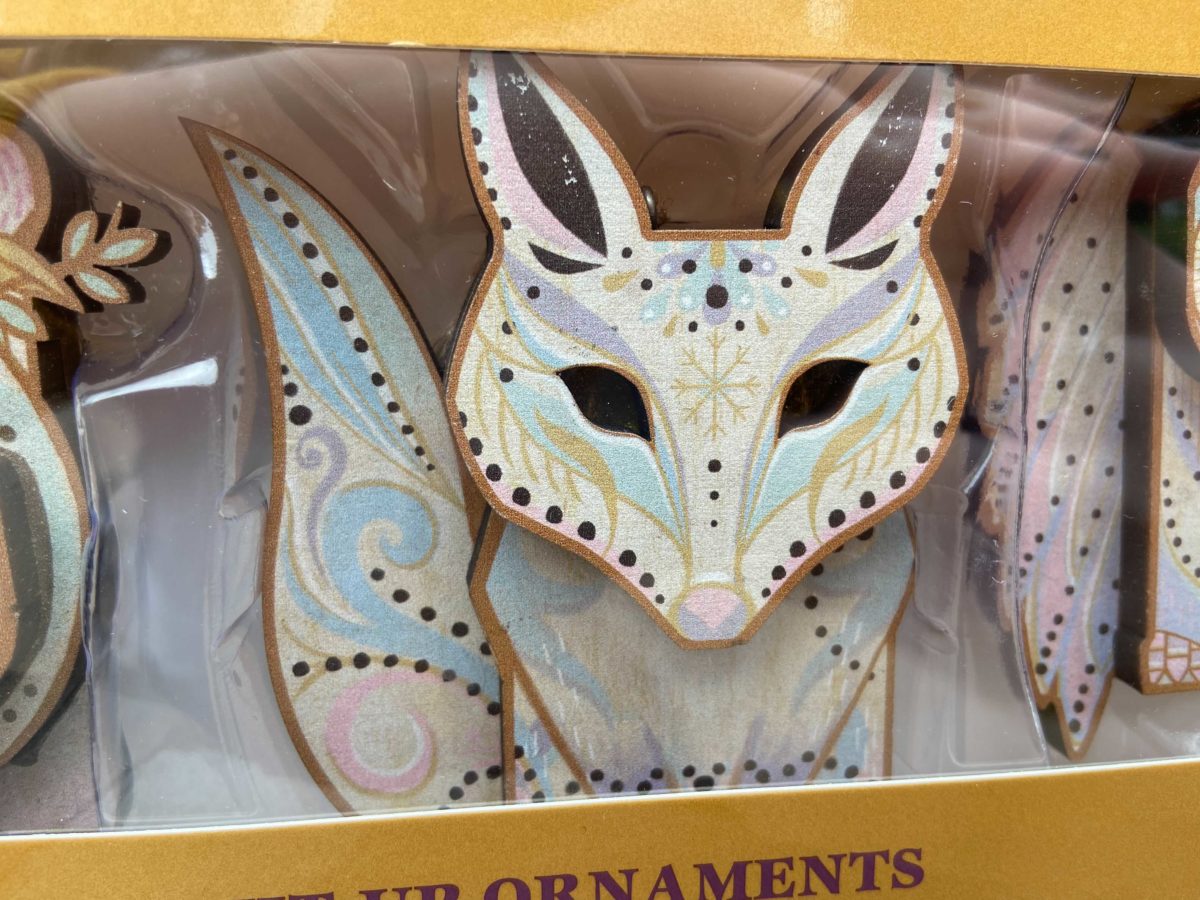 merry-menagerie-light-up-ornaments-2-2741255
