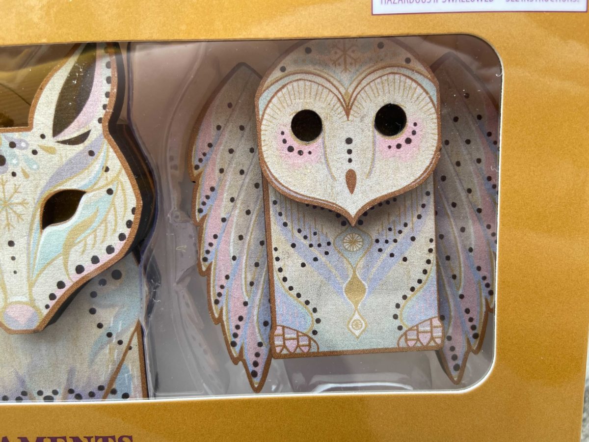 merry-menagerie-light-up-ornaments-3-9530327