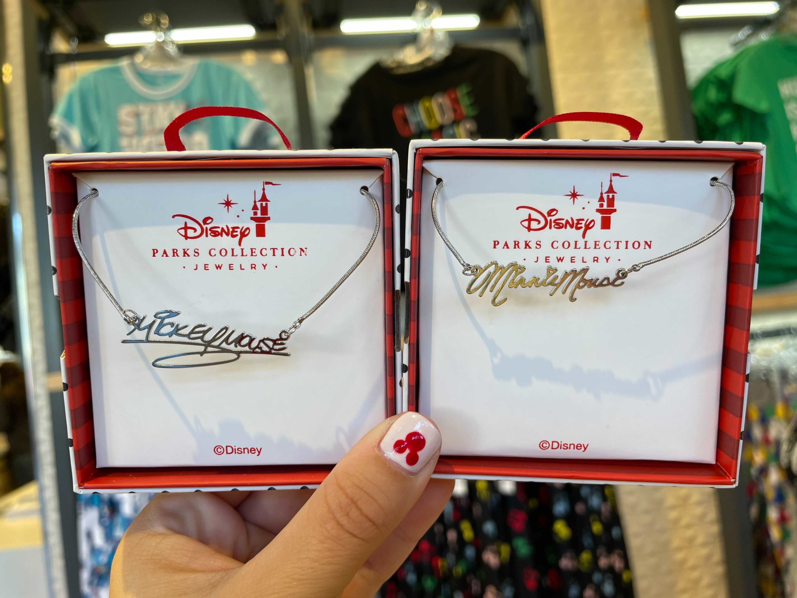 minnie-mickey-necklaces-1-6155486