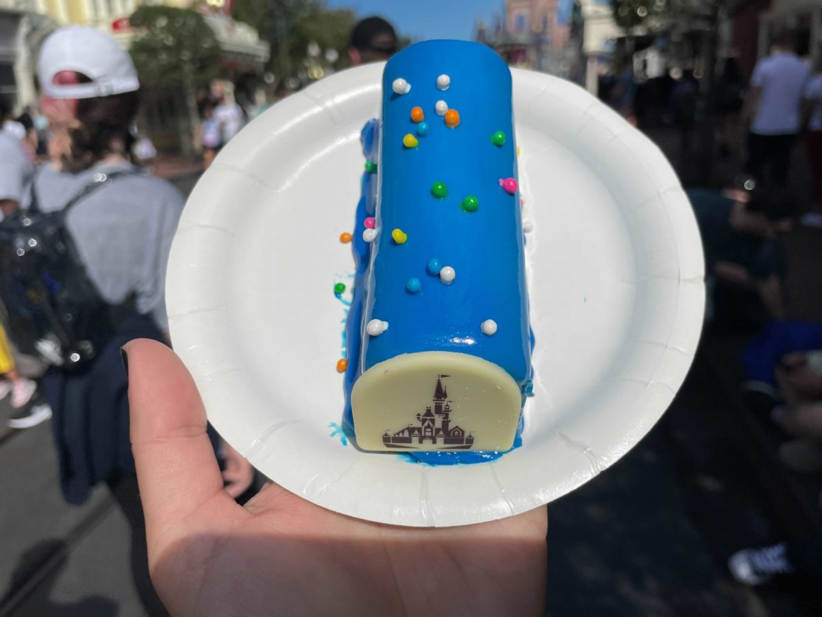 opening-day-celebration-cake-6
