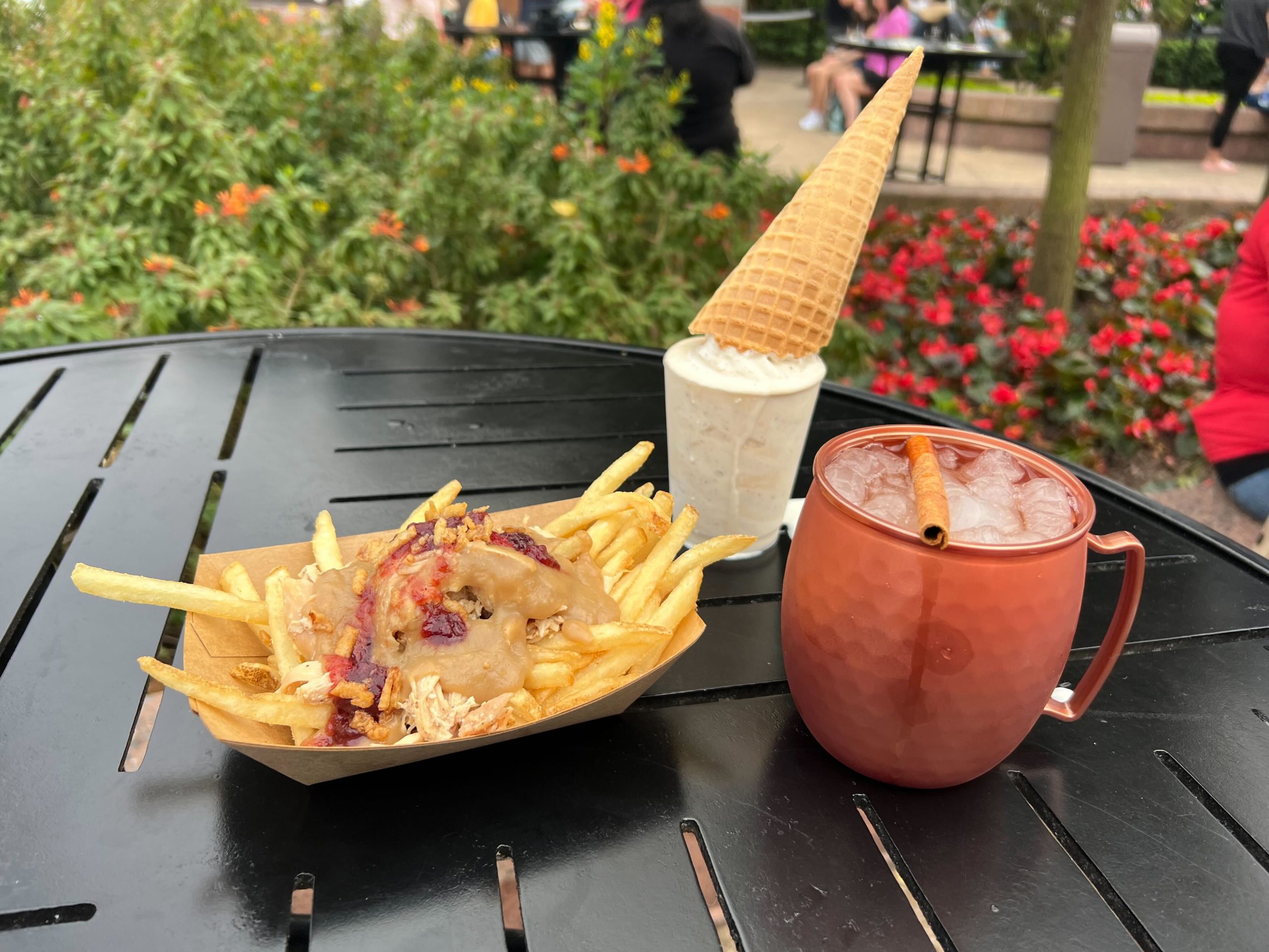 refreshment-port-poutine-coquito6