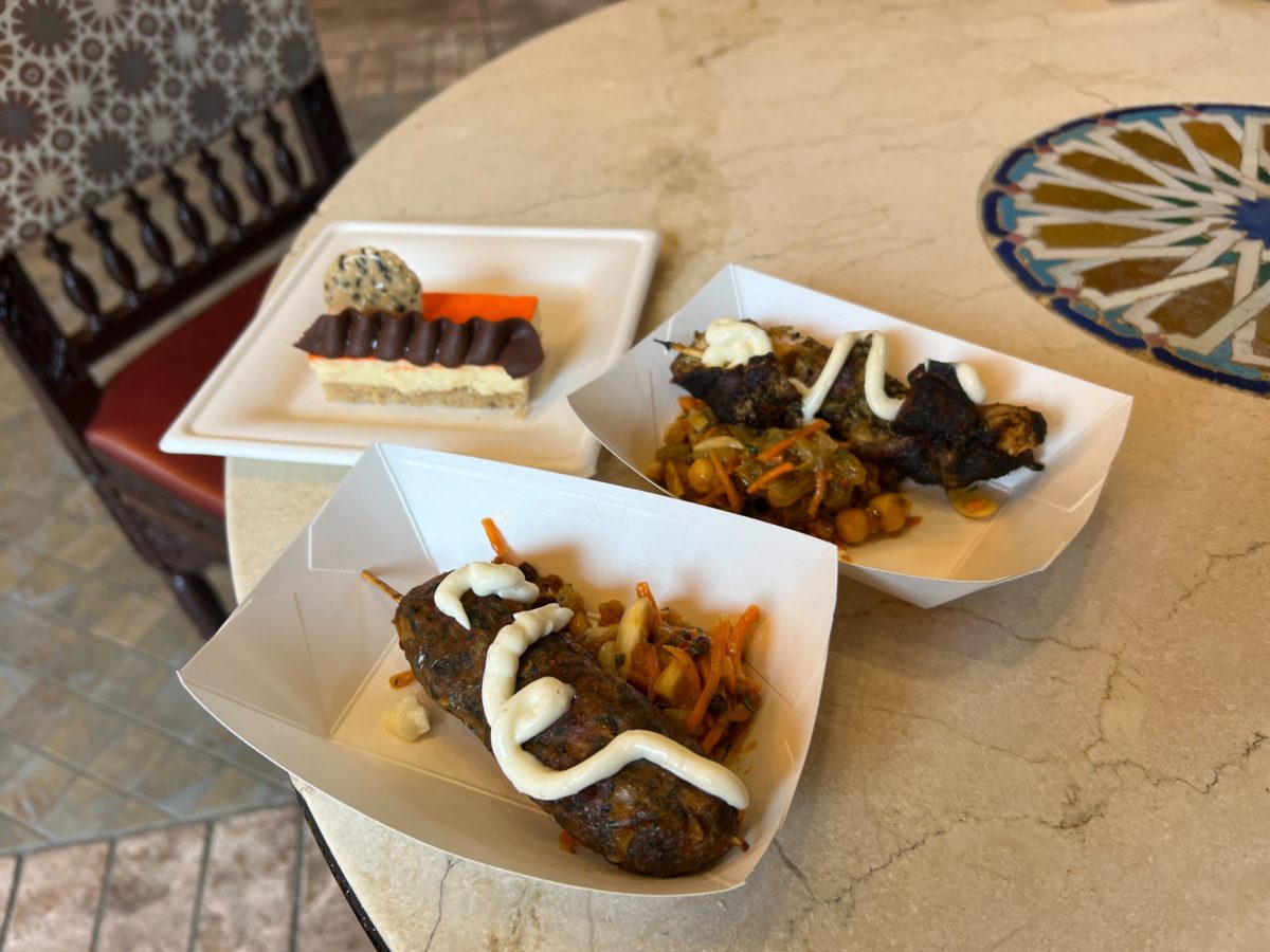 tangierine-cafe-holiday-1-9262480