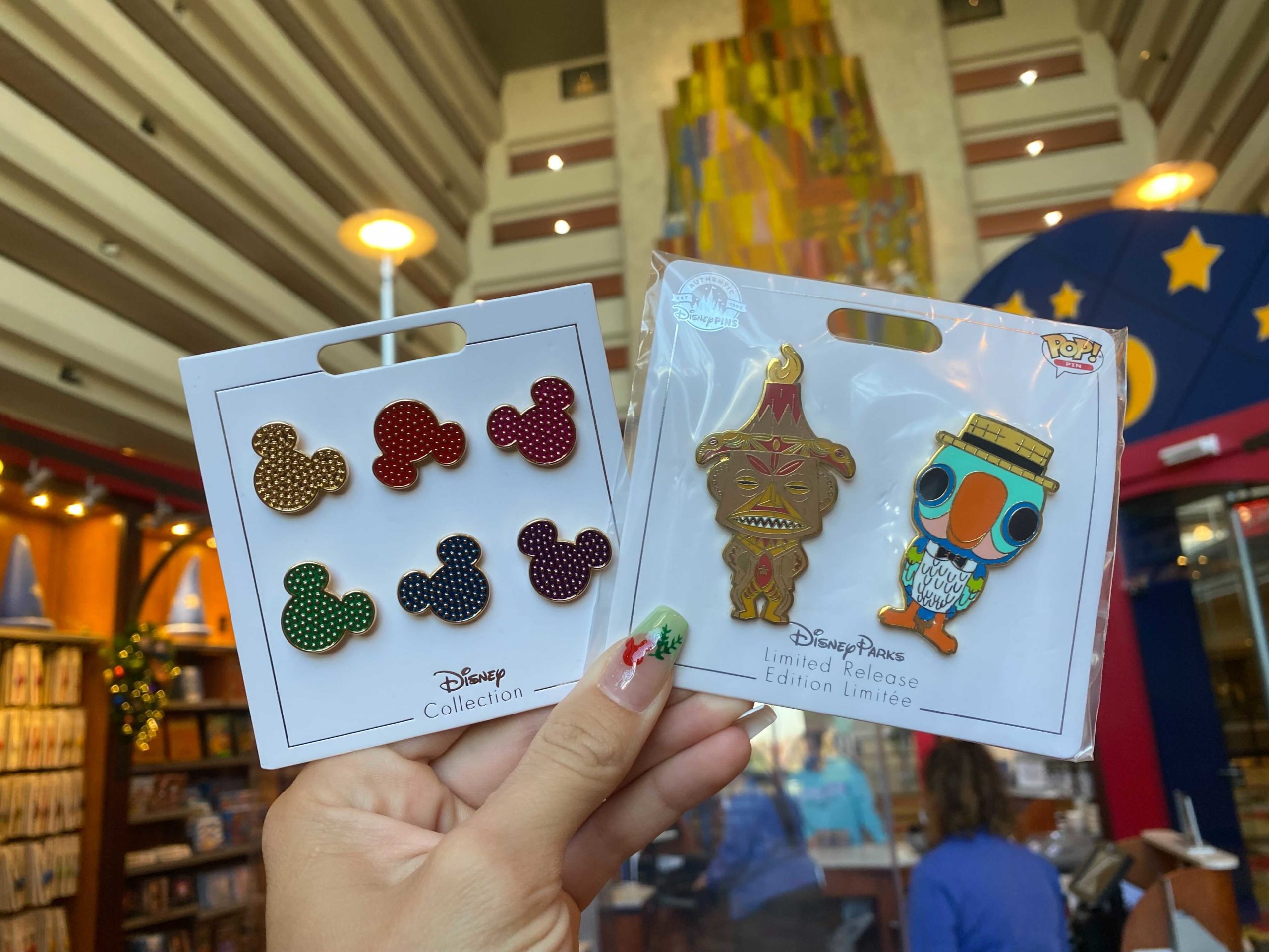 tiki-and-mickey-pins-0-4003370