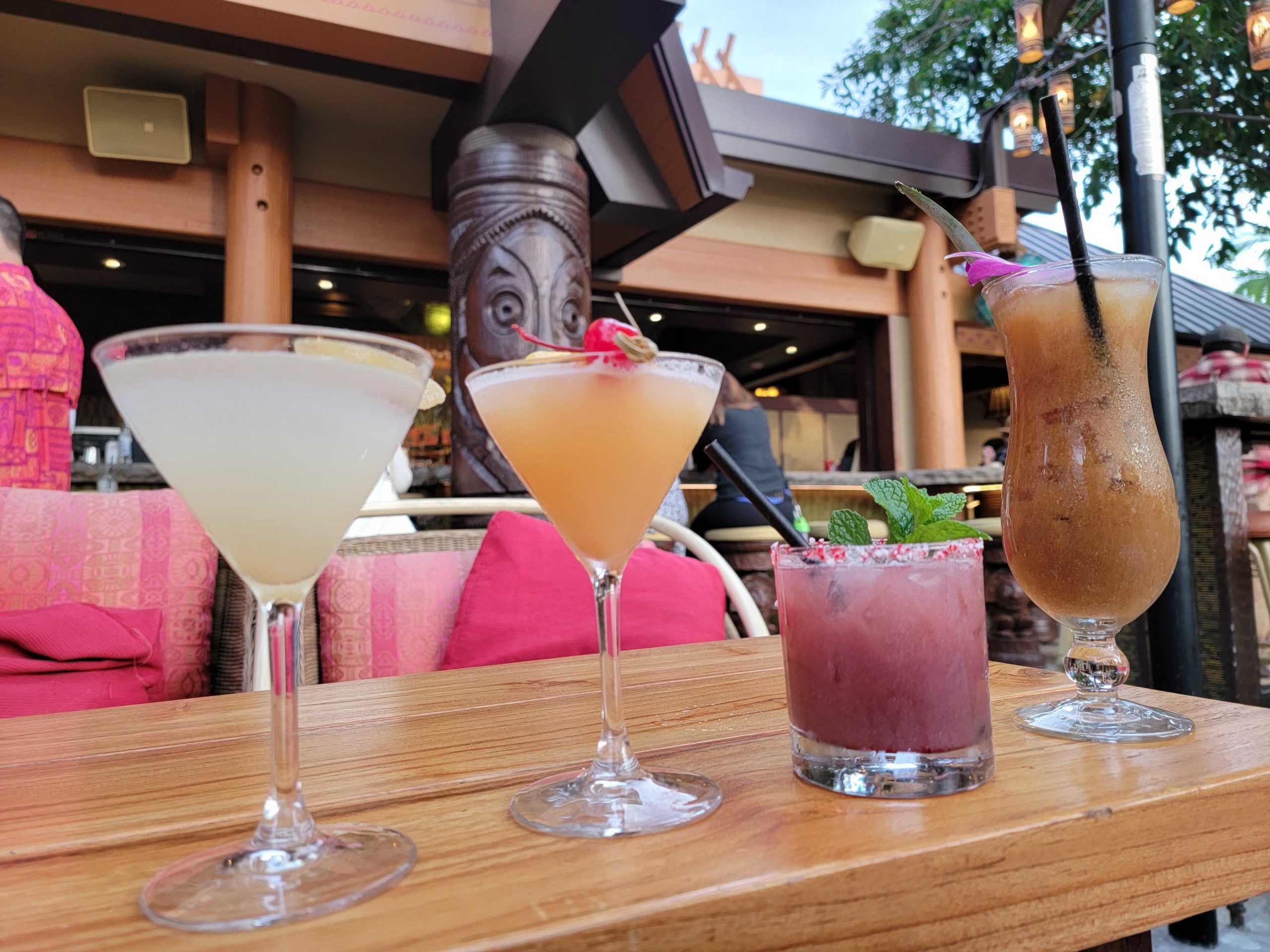 trader-sams-holiday-drinks-161853-5702646