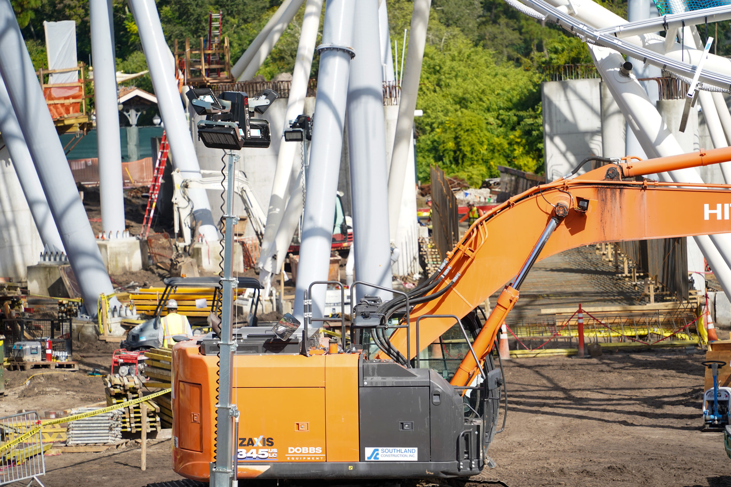 tron-and-railroad-construction-13-6689334