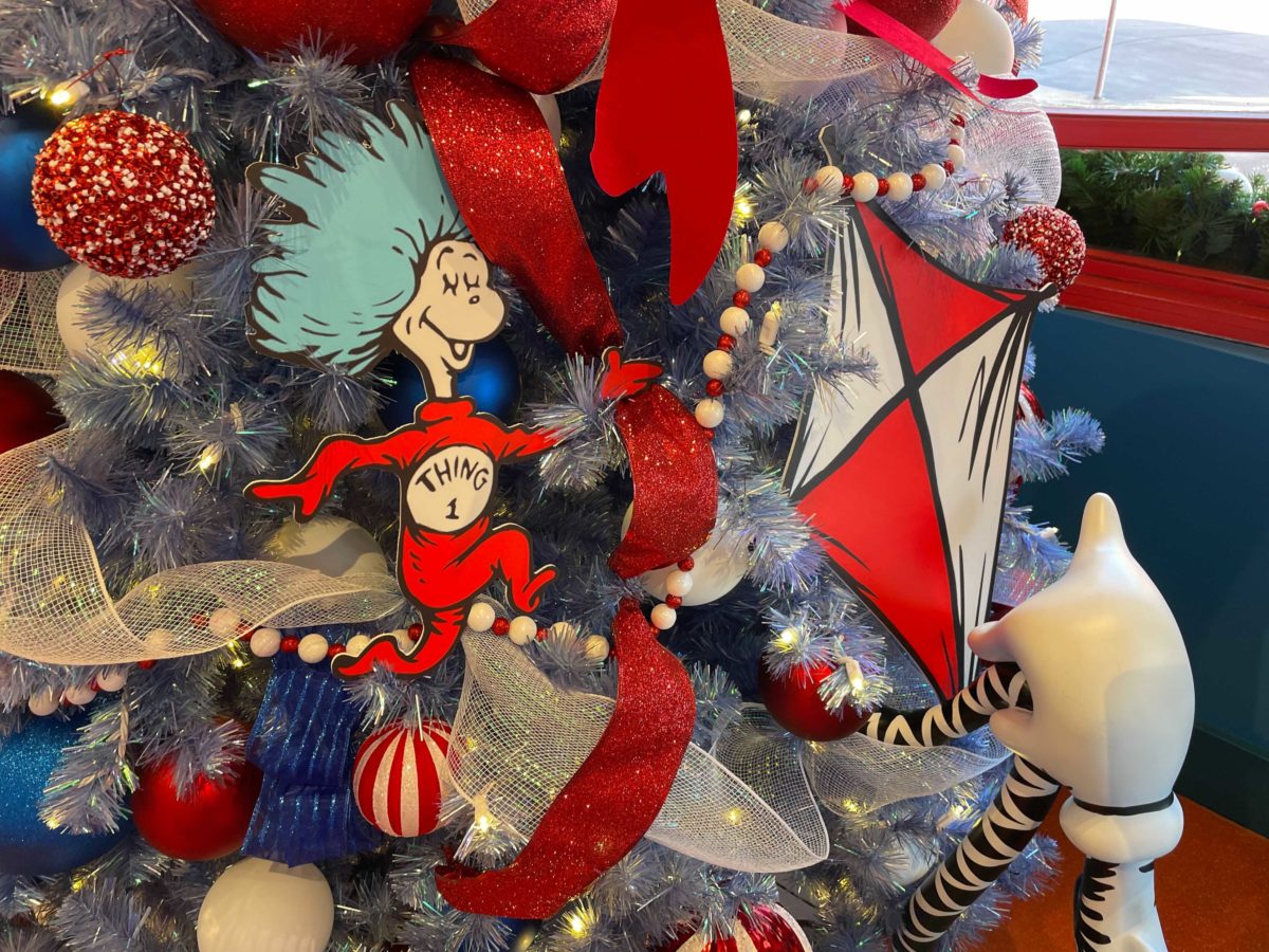 universal-orlando-christmas-tree-hunt-2021-more-trees-14-8771119