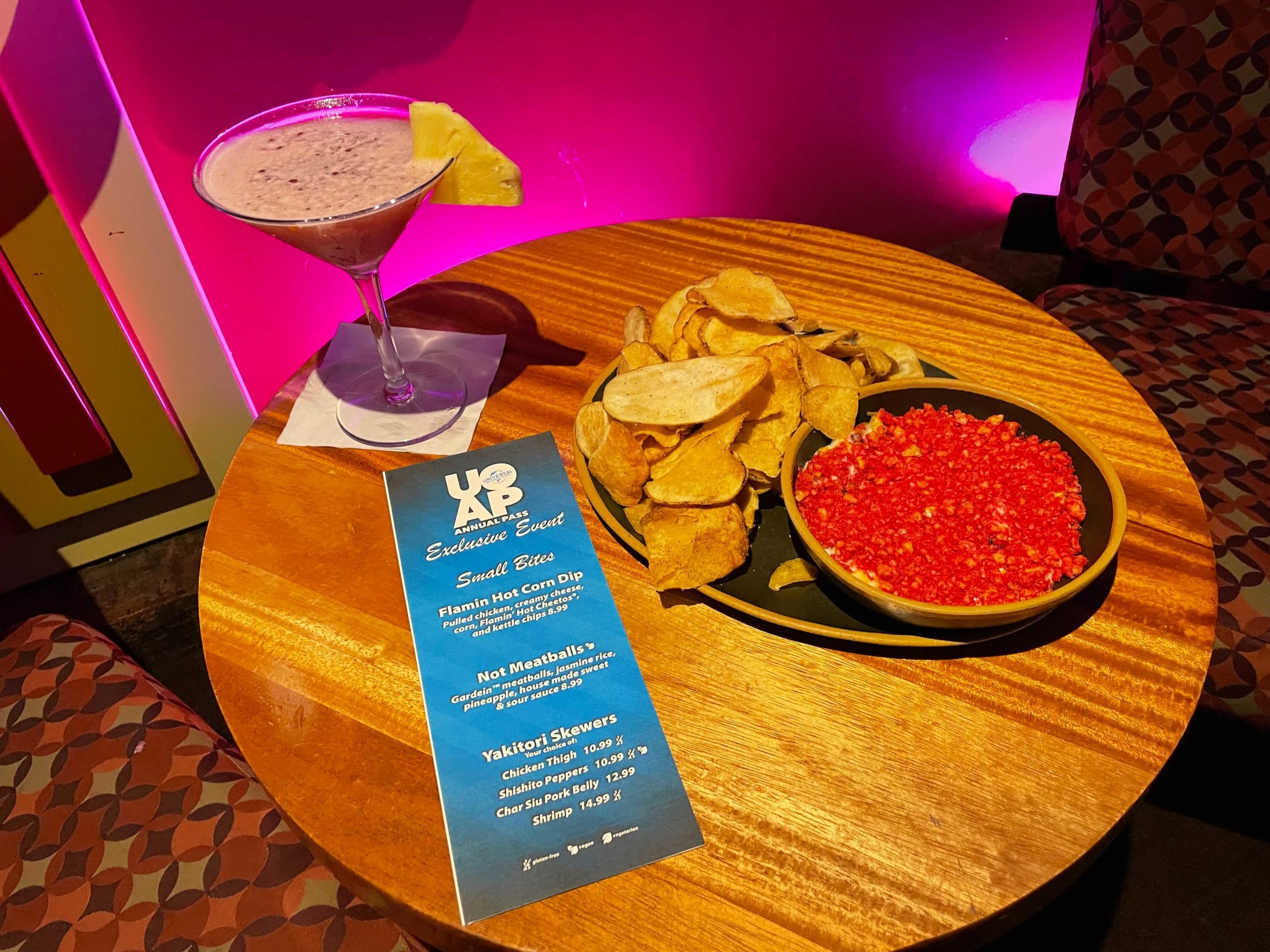 universal-orlando-citywalk-red-coconut-club-review-ap-event-2021-3-6302998