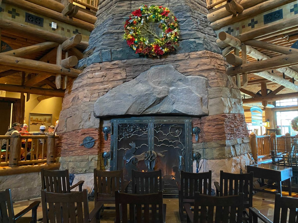 wilderness-lodge-christmas-16-5802255