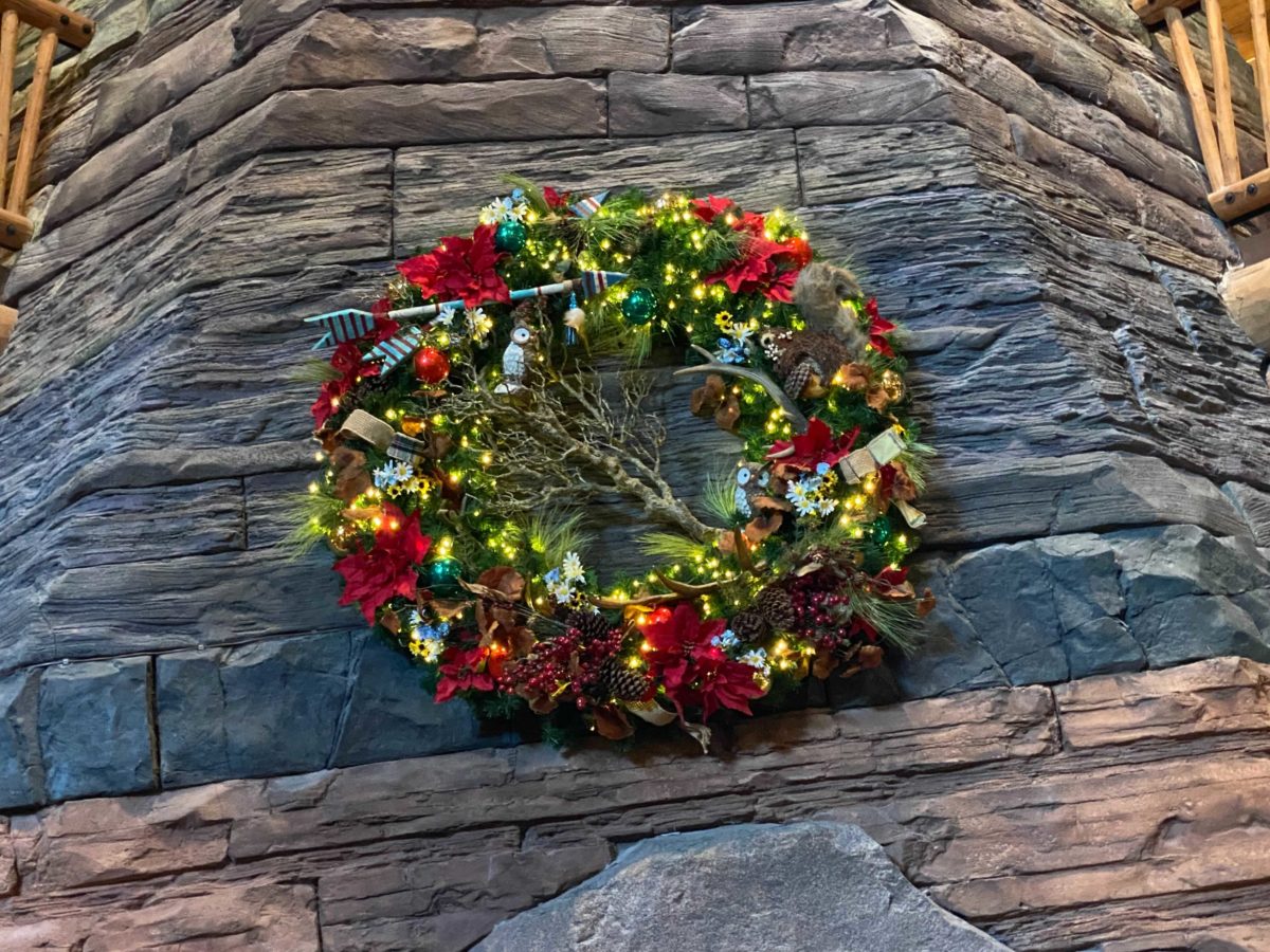 wilderness-lodge-christmas-17-6803407