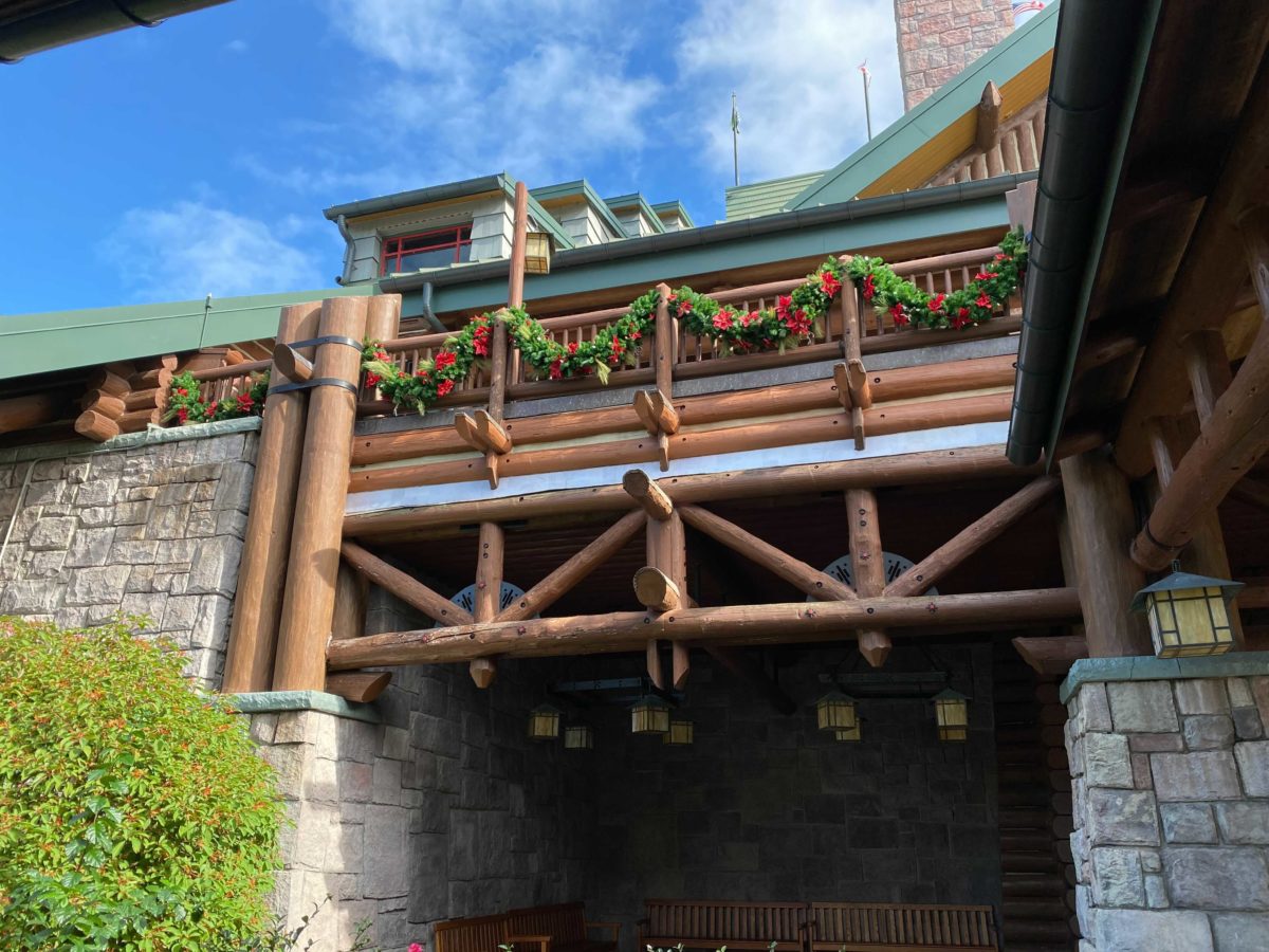 wilderness-lodge-christmas-2-3950843