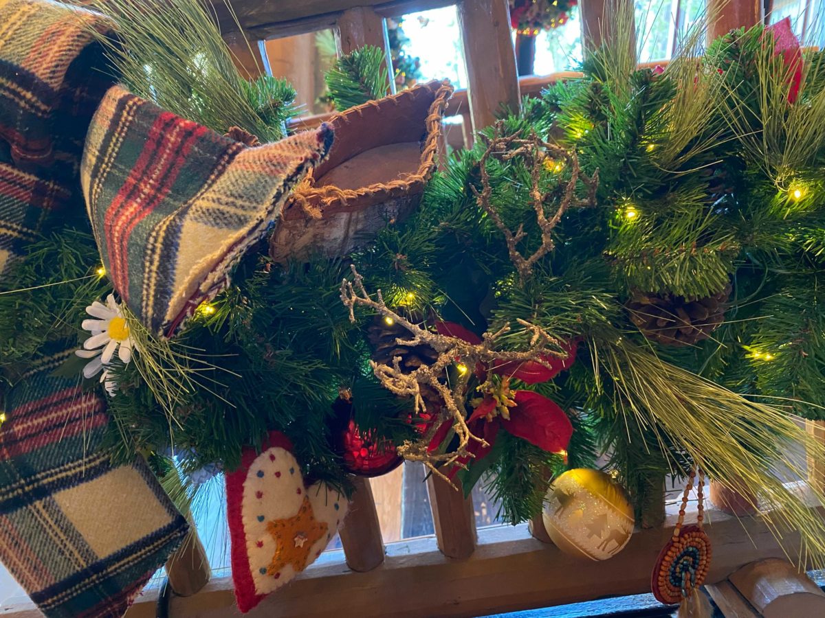 wilderness-lodge-christmas-24-9027519
