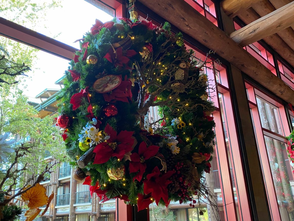 wilderness-lodge-christmas-27-7371707