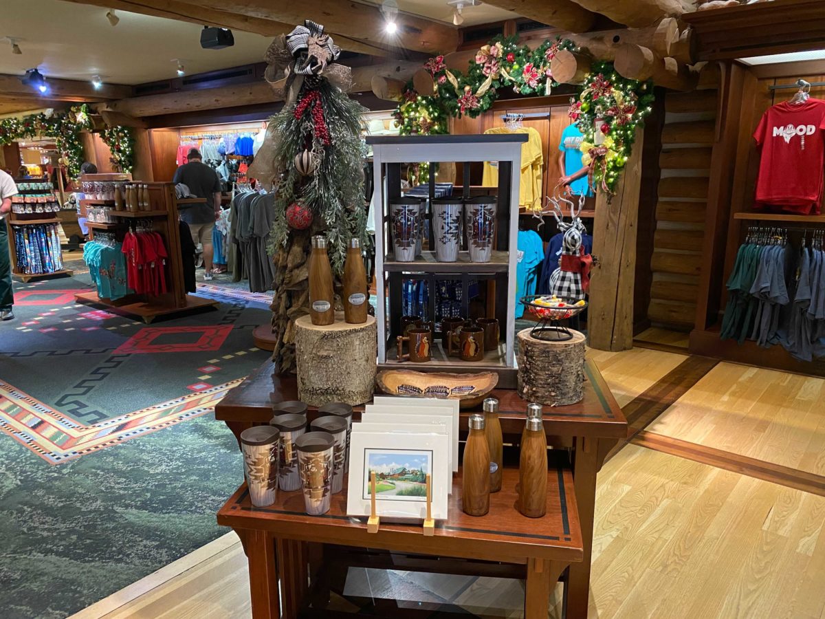 wilderness-lodge-christmas-44-7755329