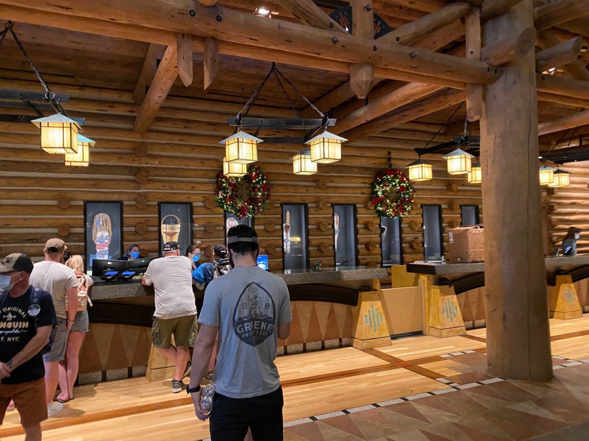 wilderness-lodge-christmas-51-4306697
