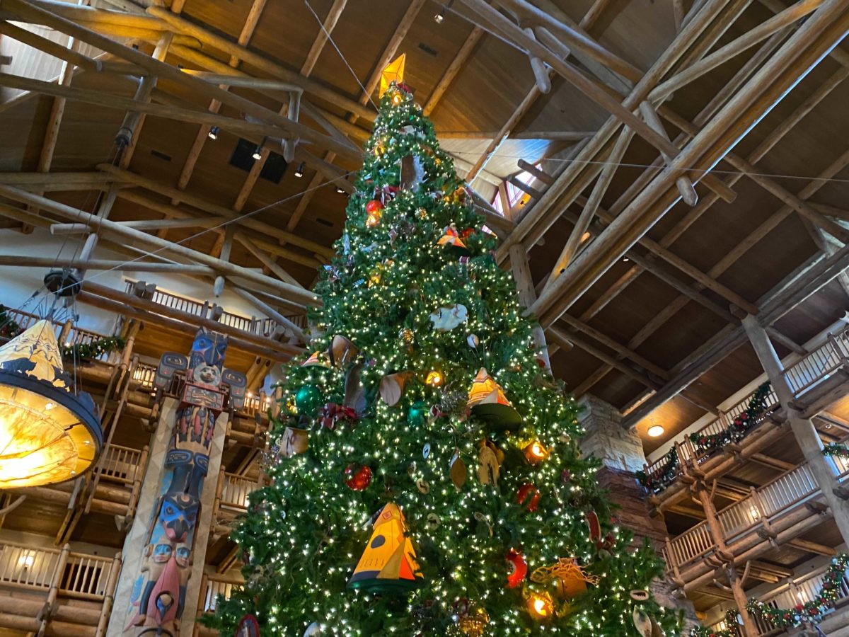 wilderness-lodge-christmas-64-3081032