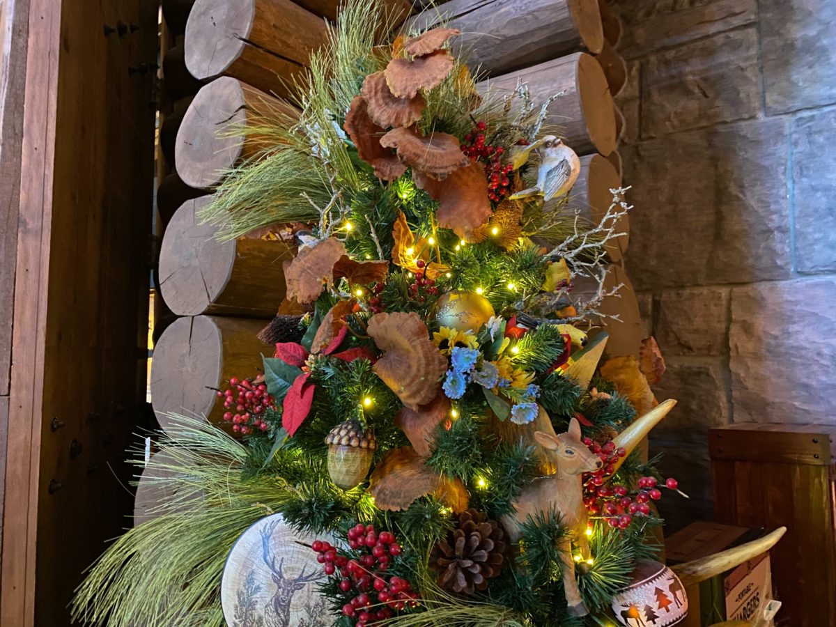wilderness-lodge-christmas-8-1885215