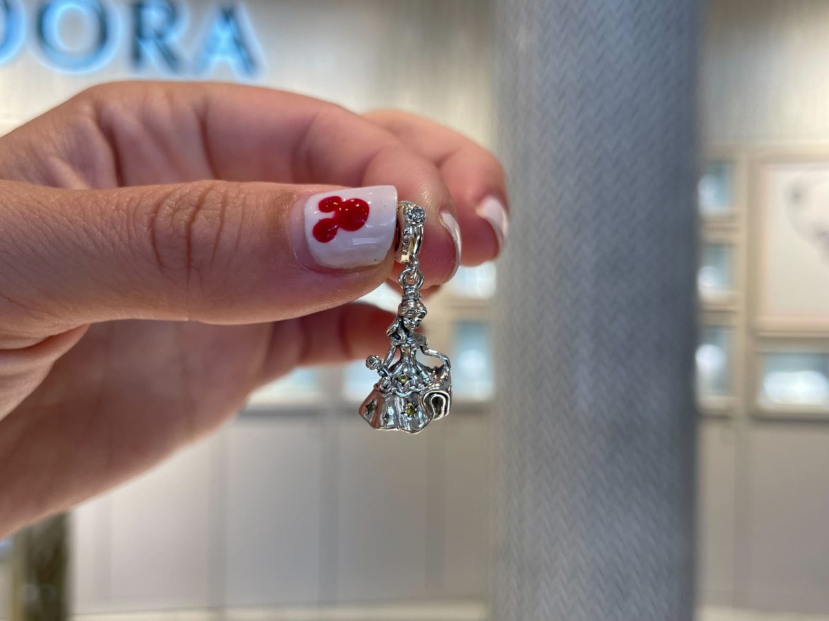 beauty-and-the-beast-30th-anniversary-pandora-1-8708659