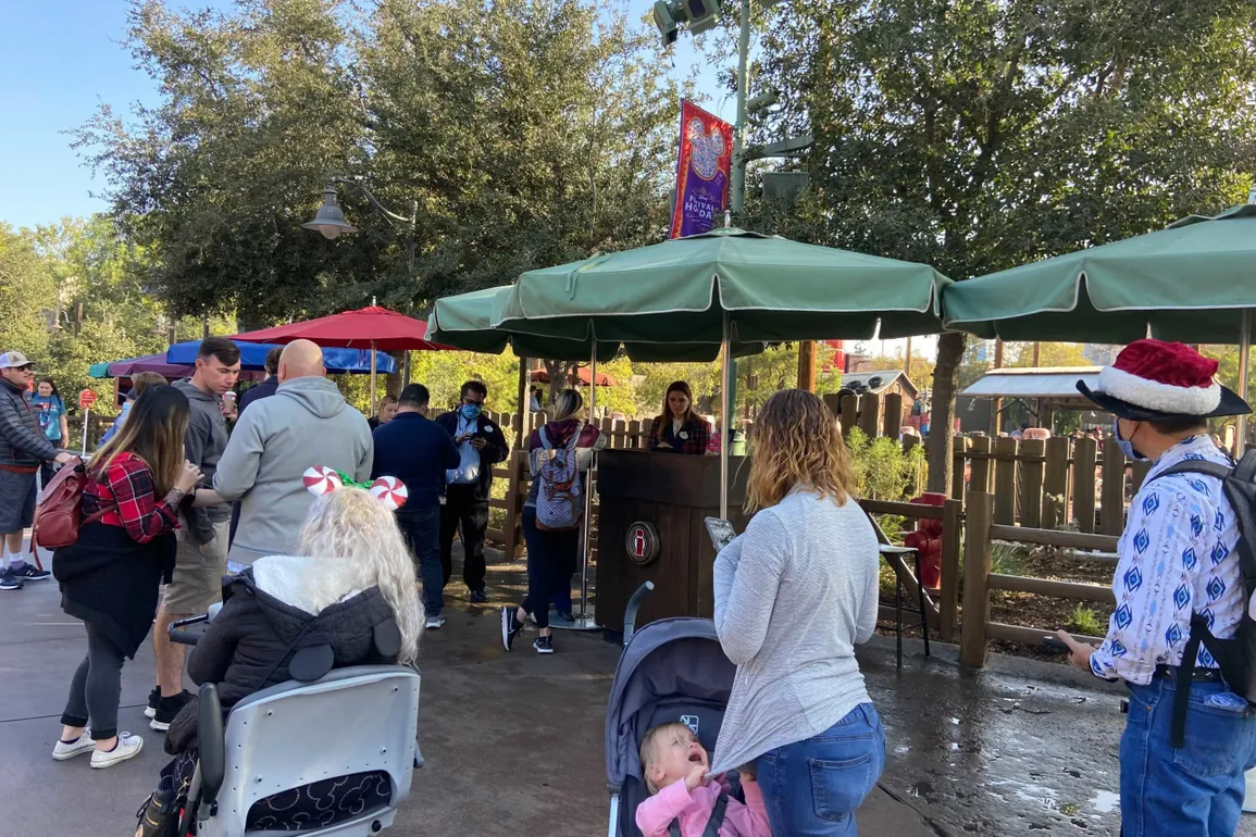 disneyland-resort-genie-day-one-4-7755639-scaled