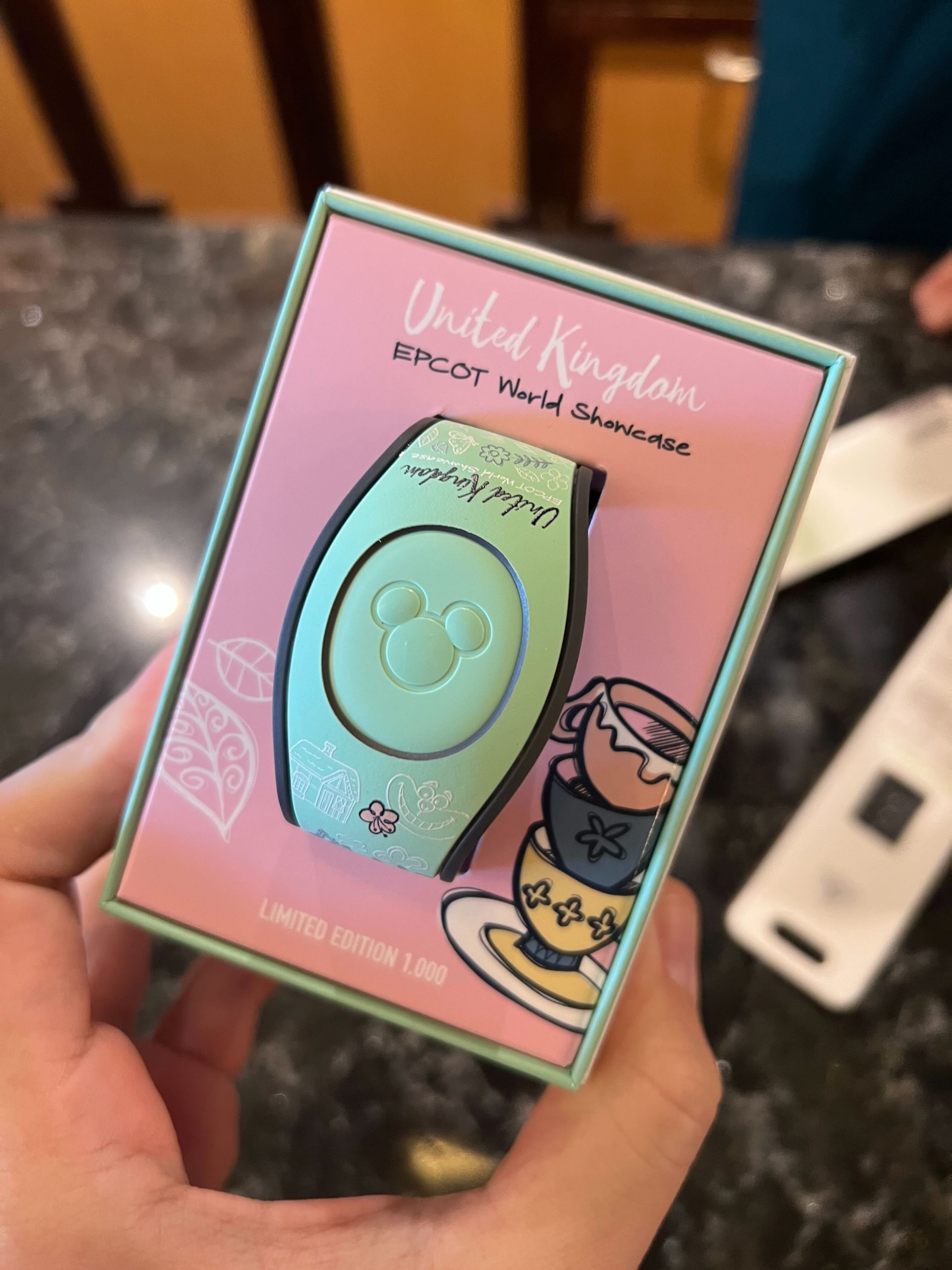 alice-magicband-1-4243369