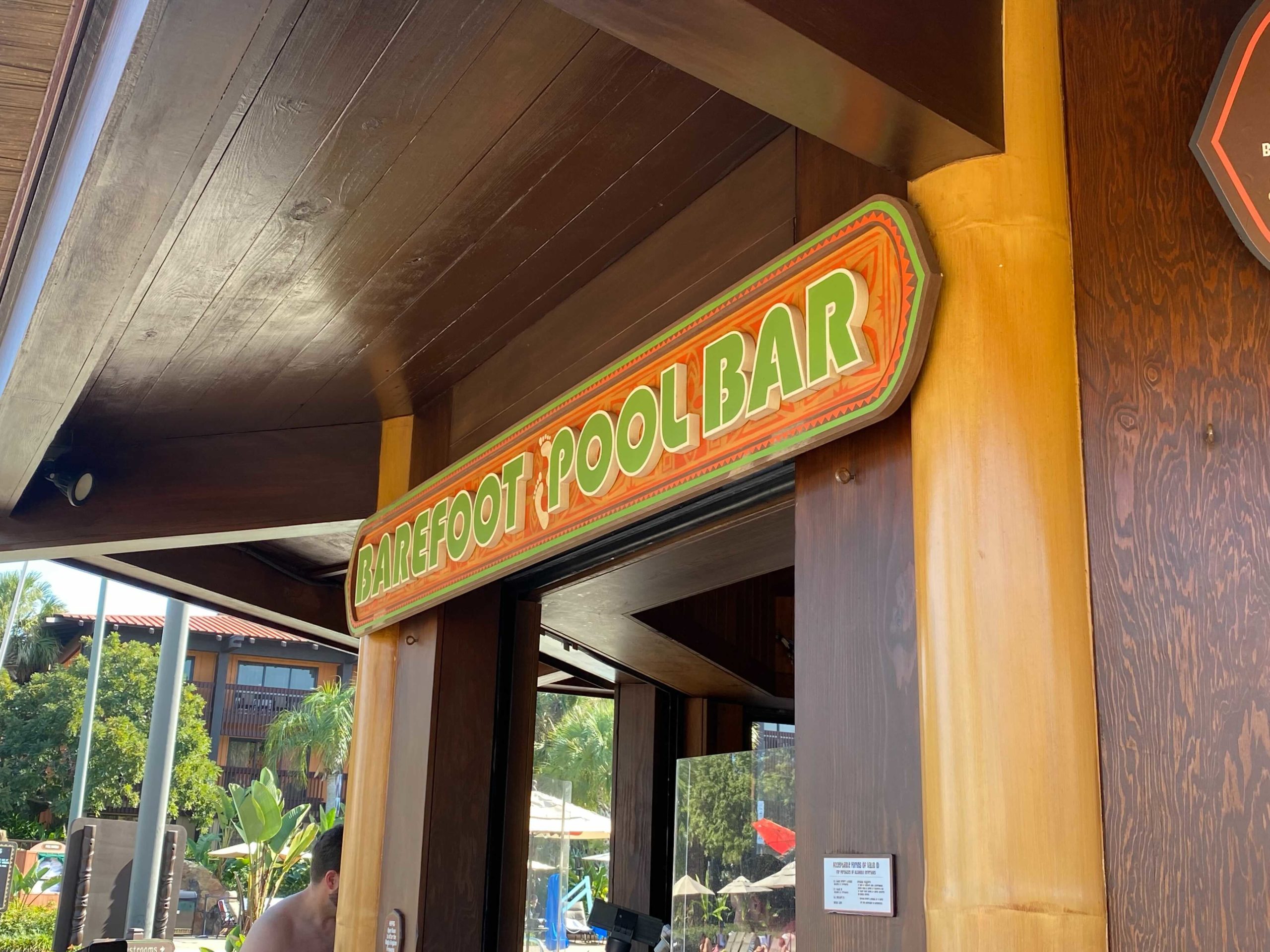 barefoot-pool-bar-1-7528578