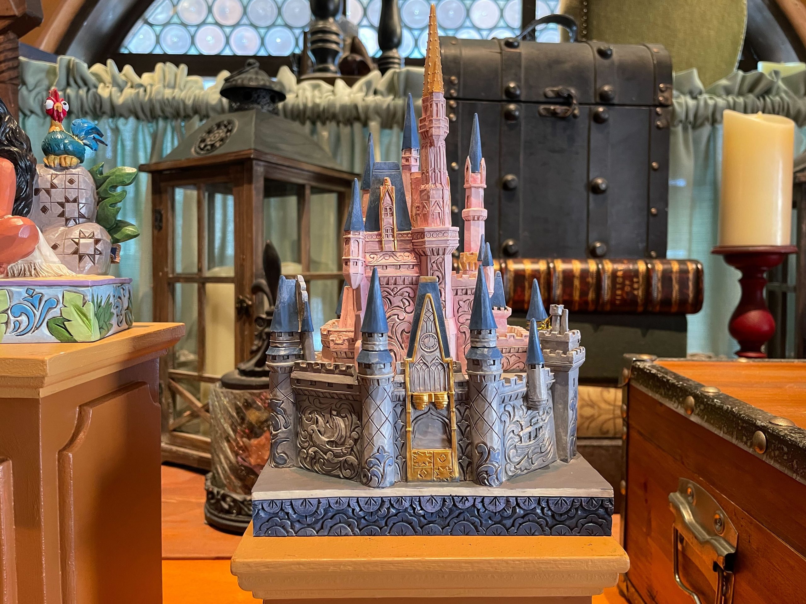 cinderella-castle-50th-jim-shore-figurine-2