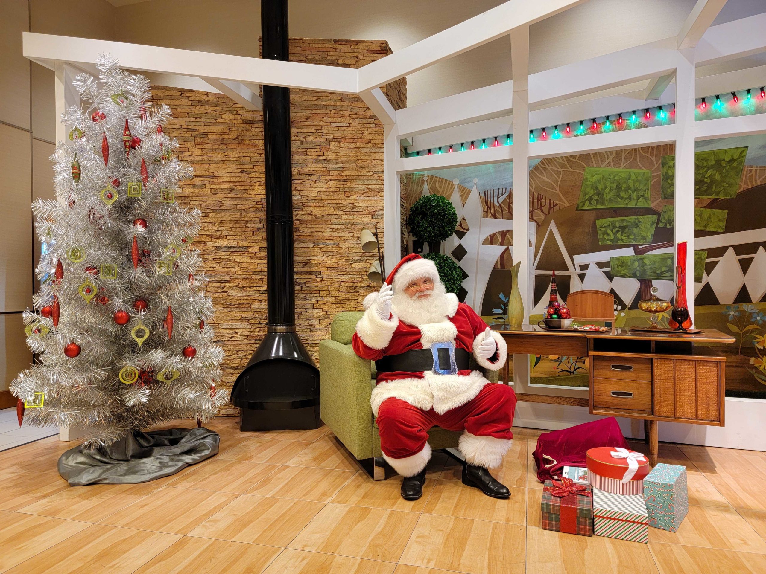 disneyland-hotel_124150-3773075