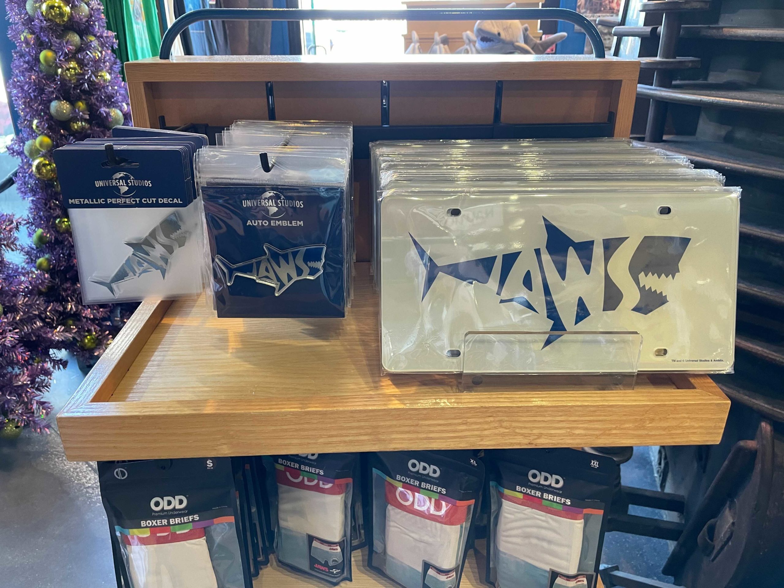 jaws-decal-emblem-license-plate-6-4677739