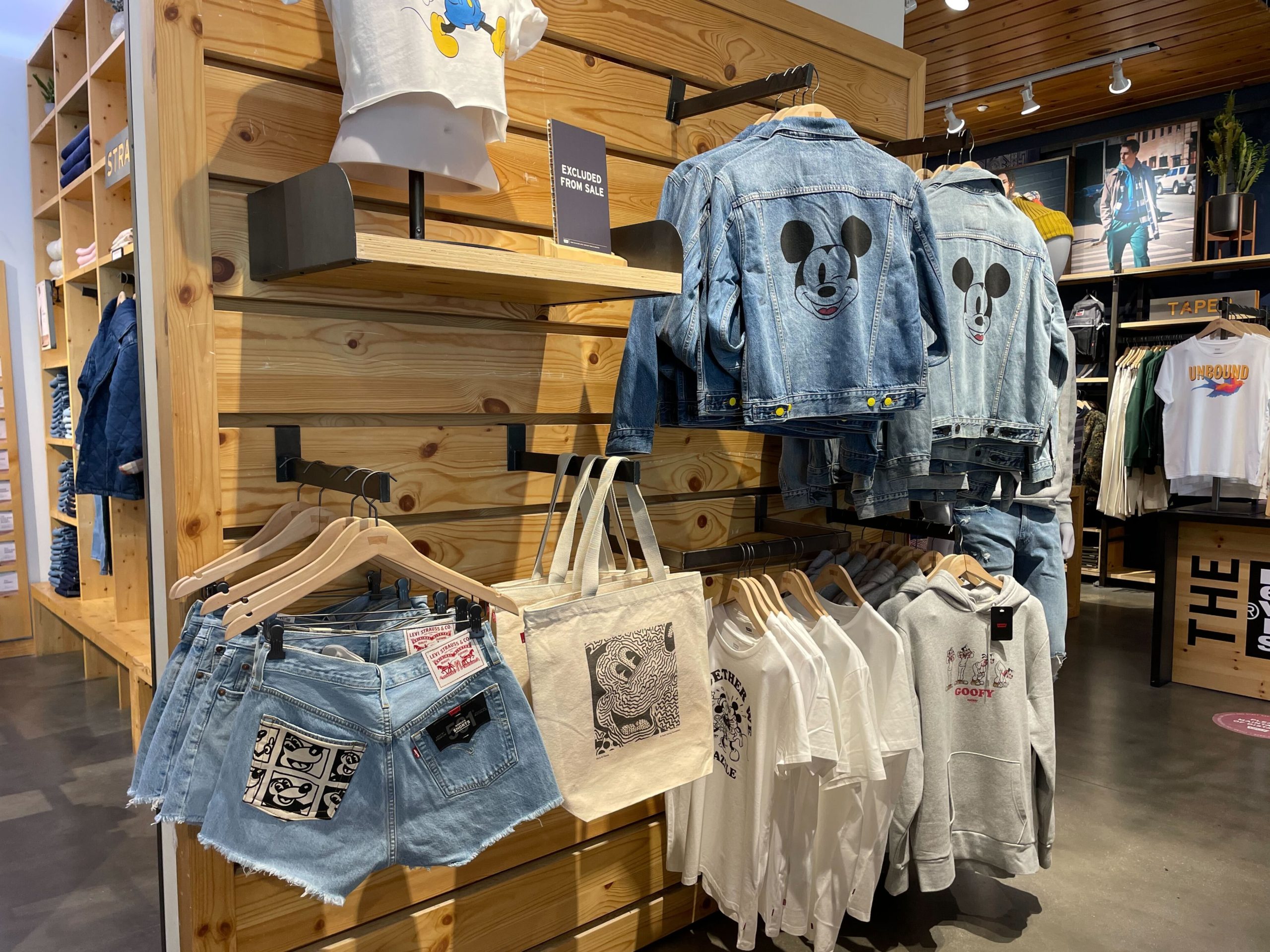 levis-disney-0-1435385