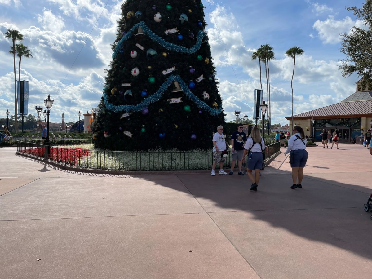 mickey-holiday-cookie-photo-op-1-7673252