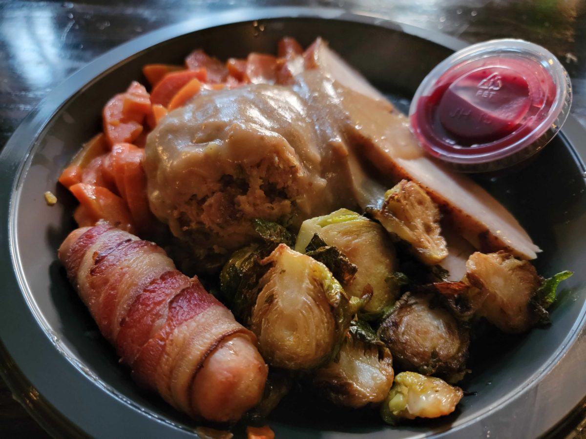 three-broomsticks-holiday-dinner-162551-1959960