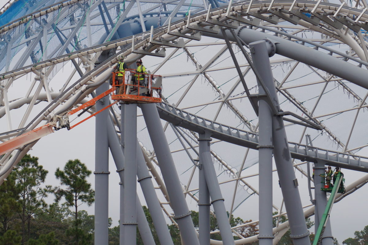 tron-lightcycle-run-construction-1-8648205