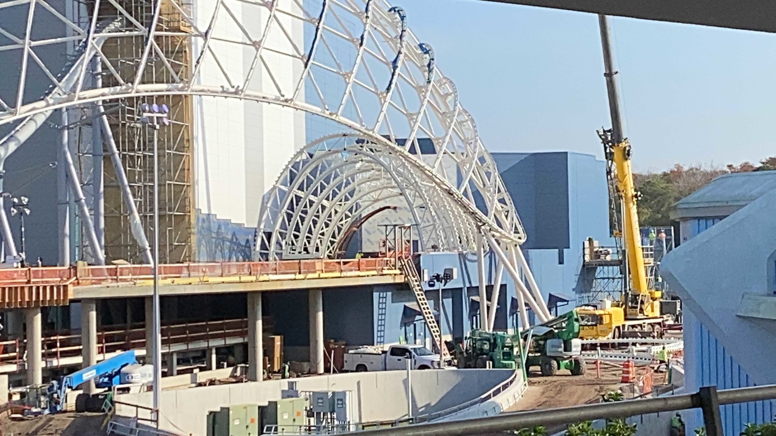 tron-lightcycle-run-construction-30-3570807