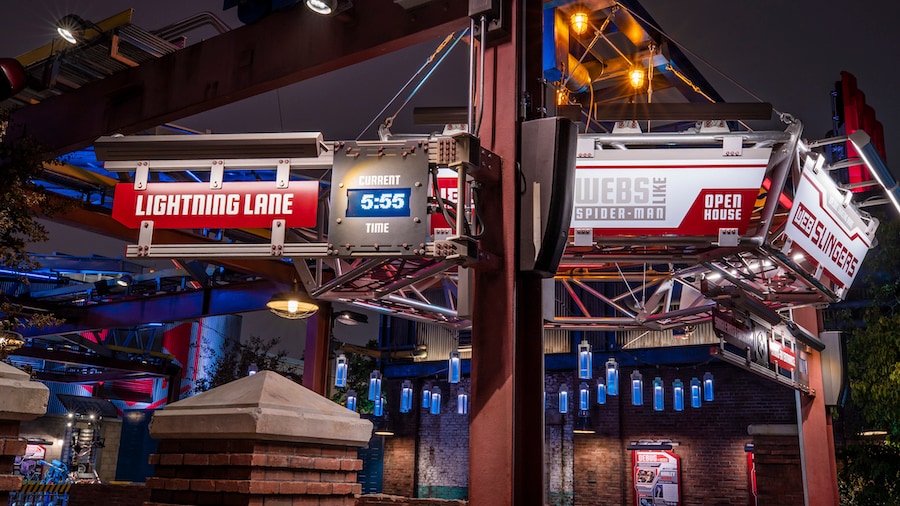 web-slingers-lightning-lane