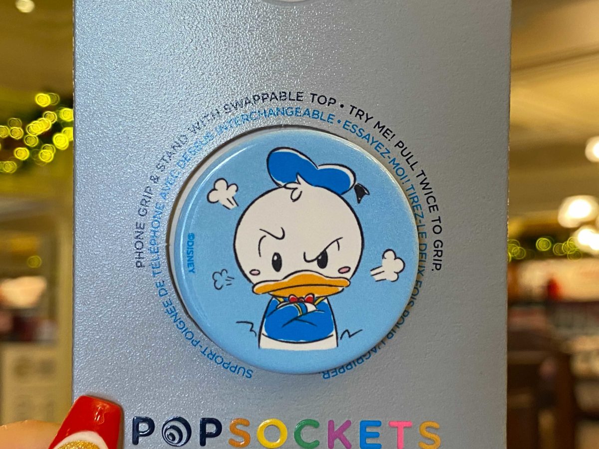 merchroundup010622_29