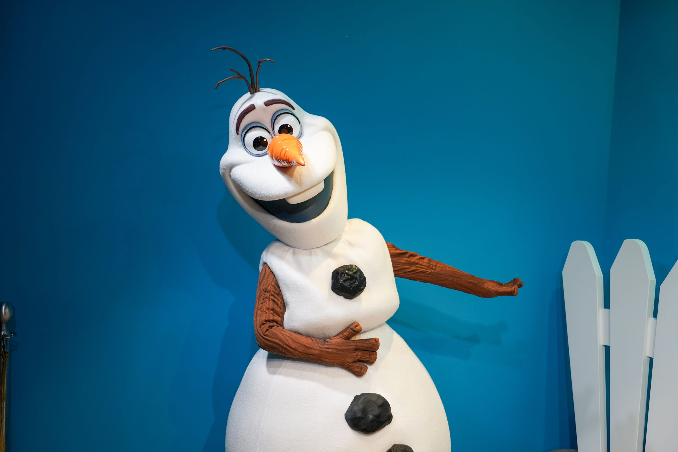 olaf-celebrity-spotlight-character-sighting-hollywood-studios-8-8829839