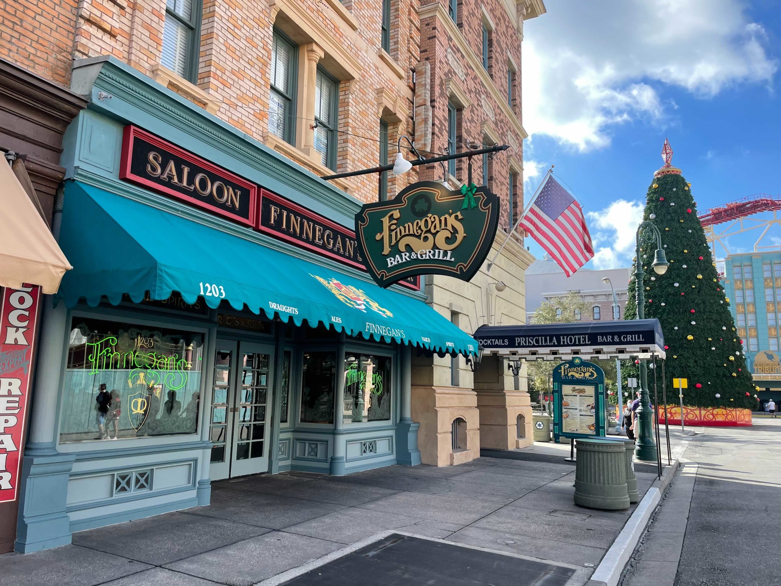 Finnegan's Bar & Grill exterior in Universal Studios Florida