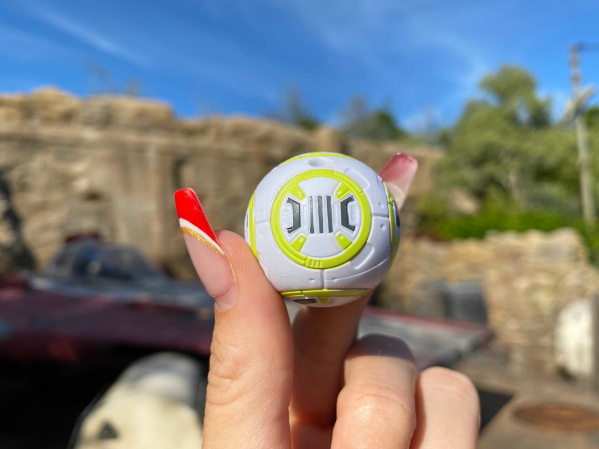 wdw-droid-factory-mystery-crate-action-figures-36-5067555