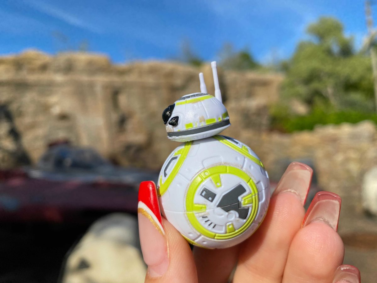 wdw-droid-factory-mystery-crate-action-figures-38-7629426