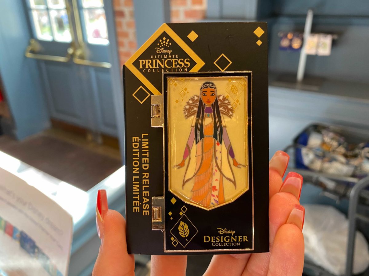 wdw-ultimate-princess-designer-collection-pins-pocahontas-2-4111117