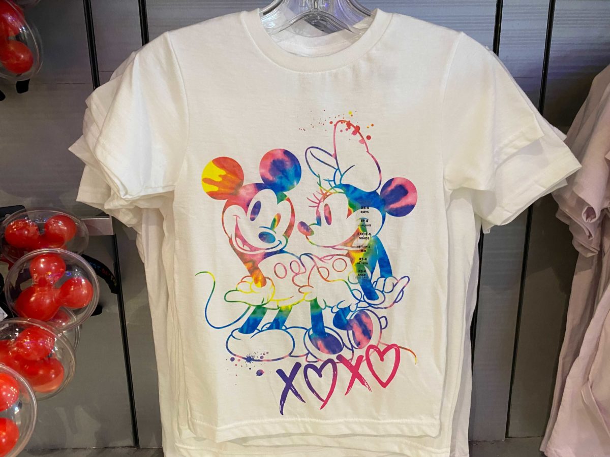 wdw-youth-tshirt-mickey-minnie-xoxo-2-2902573