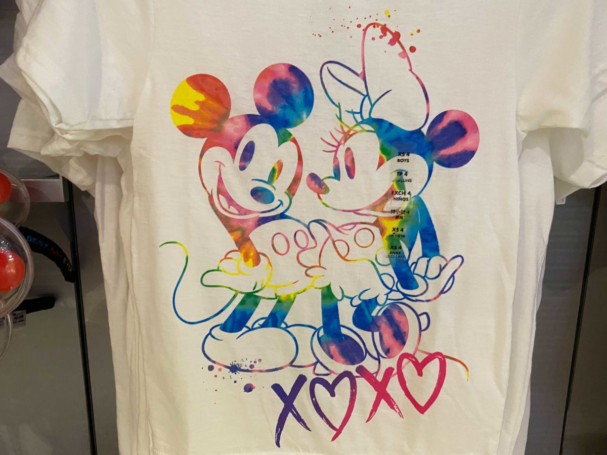wdw-youth-tshirt-mickey-minnie-xoxo-3-6955679