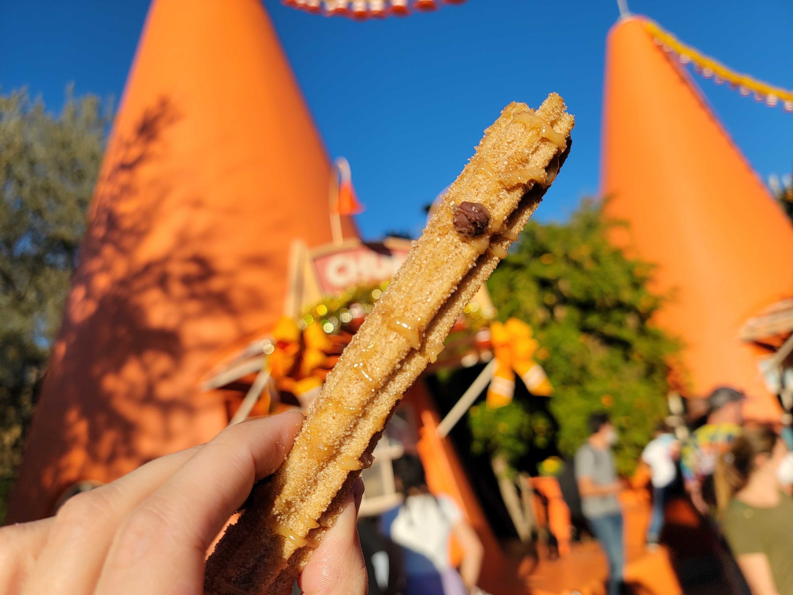 chocolate-peanut-butter-cheesecake-churro_153556-4439192