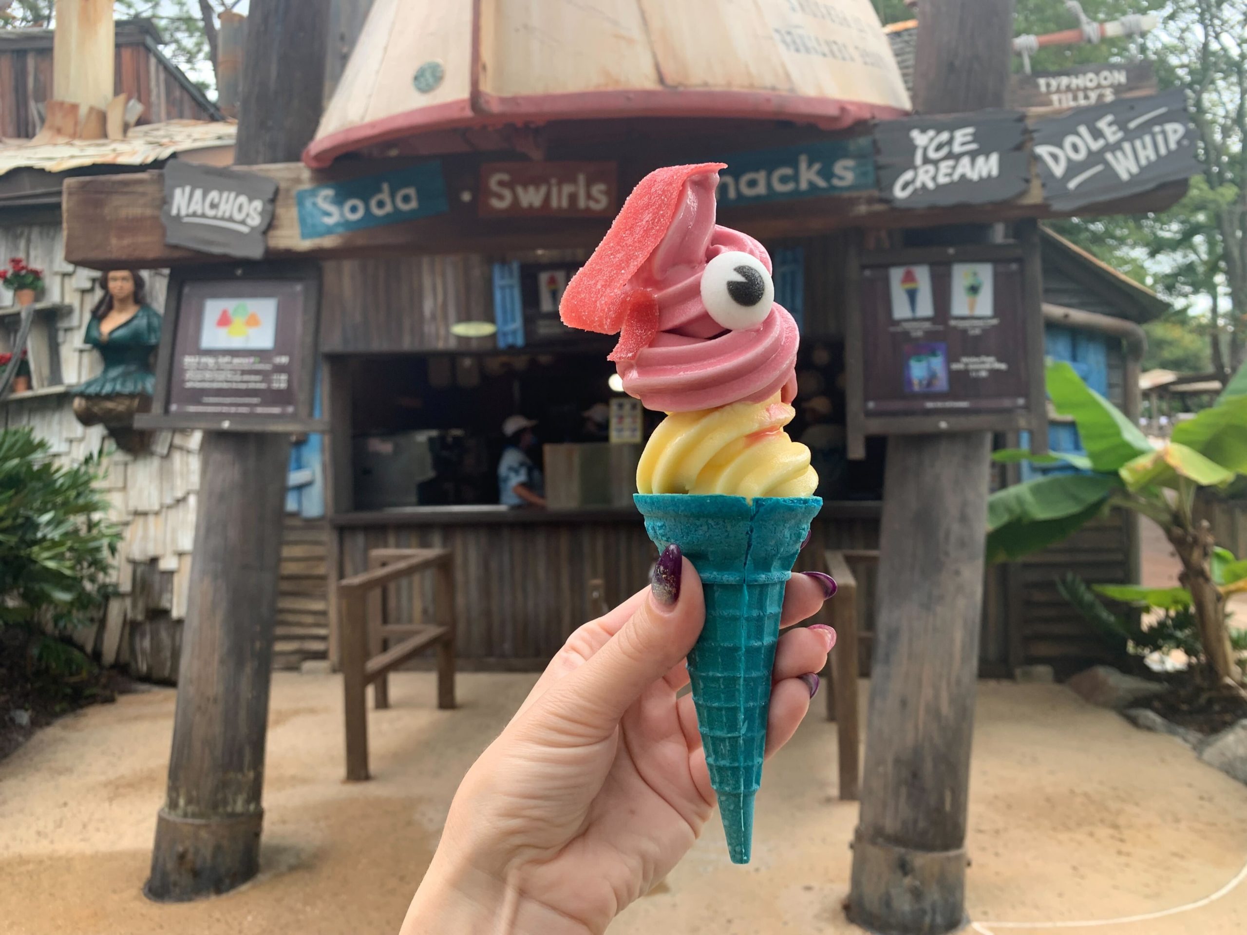 hei-hei-cone-18-1916495