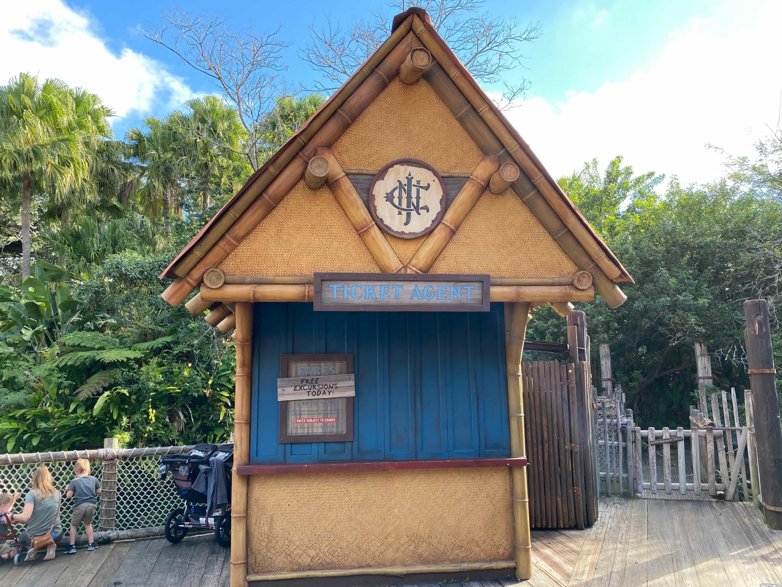 jungle-cruise-kiosk-15-8792511