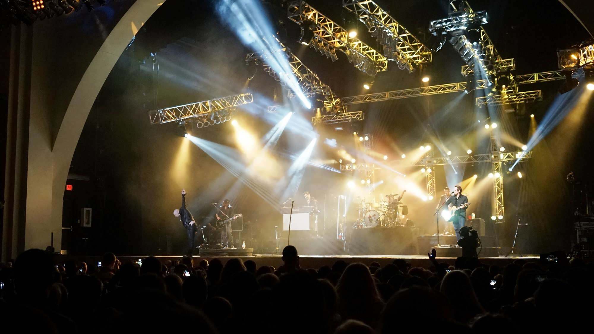 universal-mardi-gras-concert