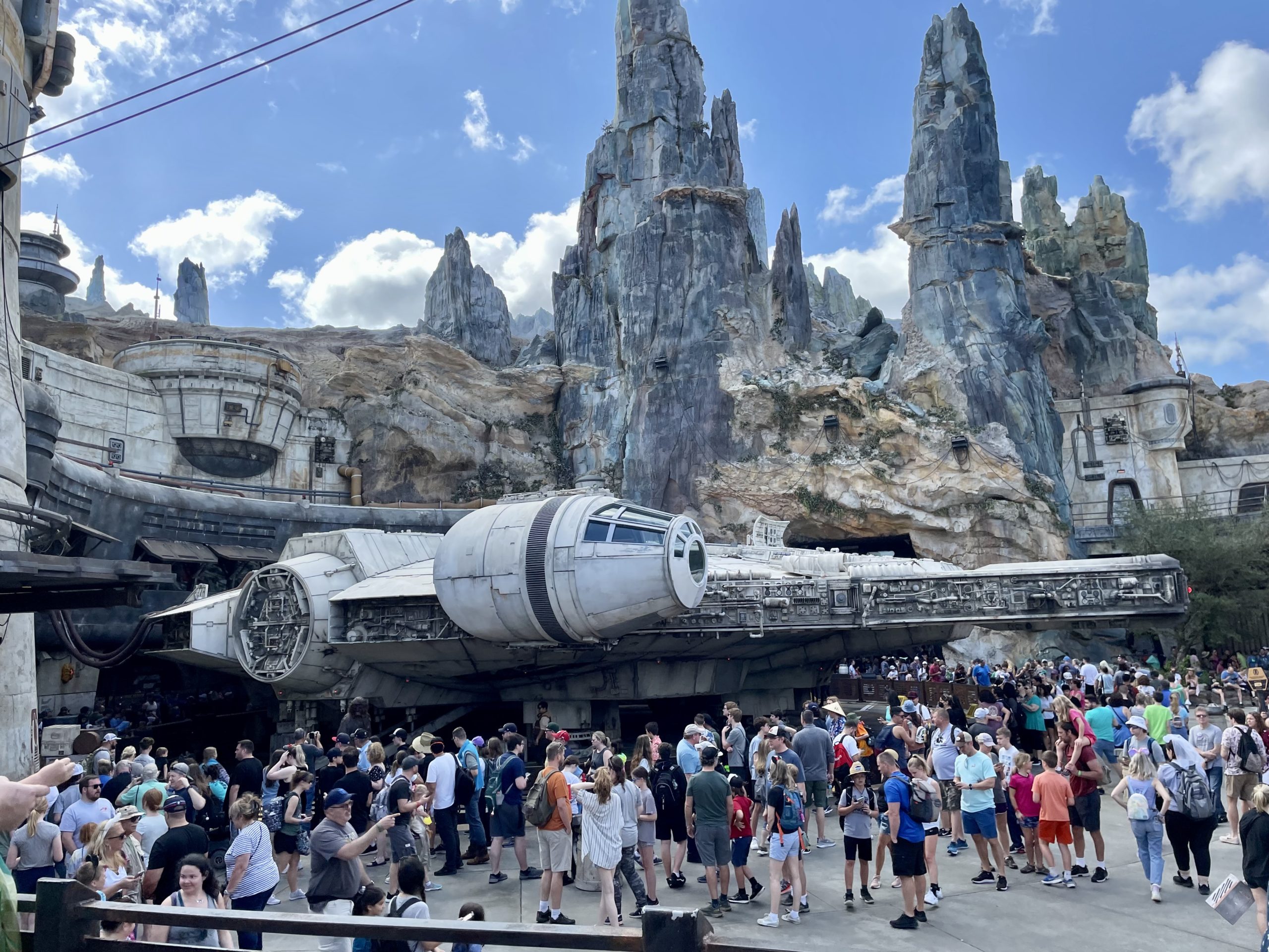 Star-wars-millennium-falcon